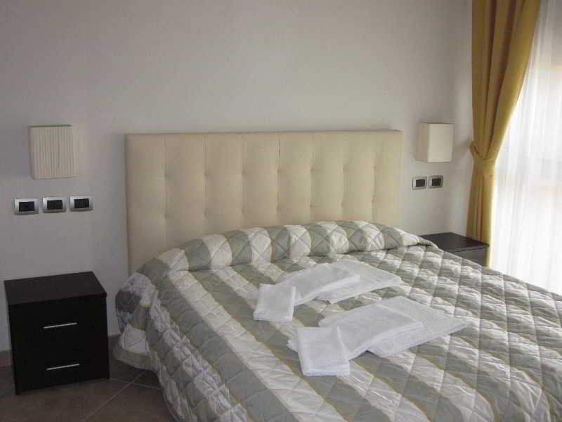 Aparthotel Anghel Siena Dış mekan fotoğraf
