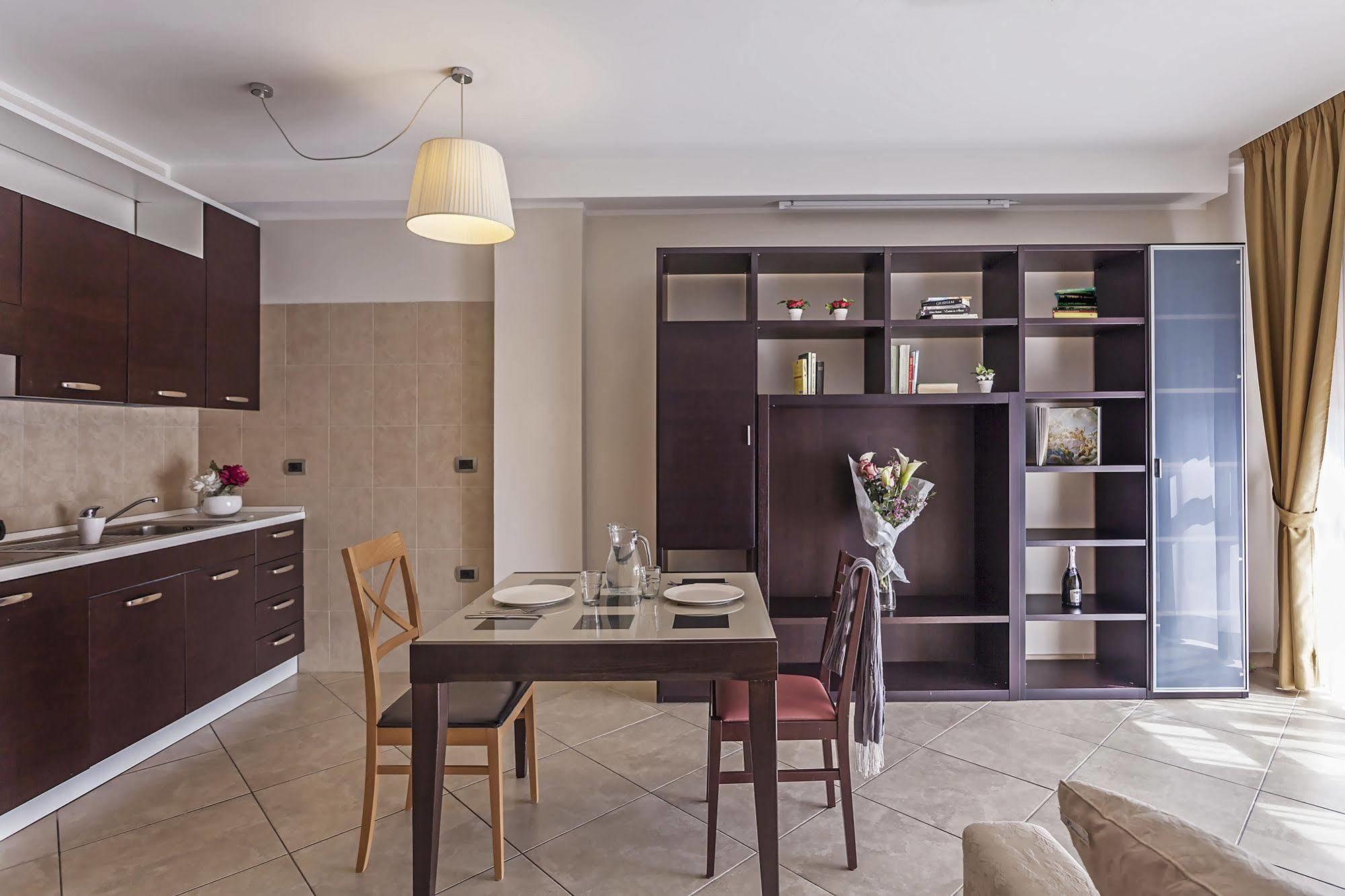Aparthotel Anghel Siena Dış mekan fotoğraf