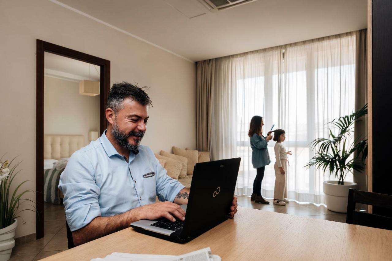 Aparthotel Anghel Siena Dış mekan fotoğraf