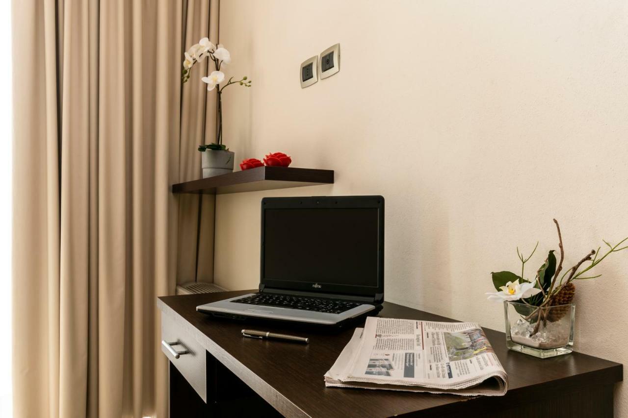 Aparthotel Anghel Siena Dış mekan fotoğraf